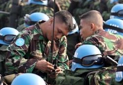 Dall'utopia rivoluzionaria alla pace armata. Dialogo con i testimoni.